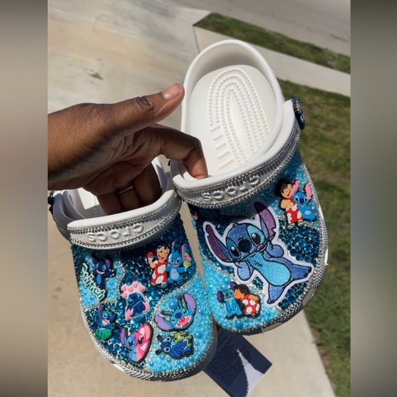 Custom crocs - Picture 3 of 11